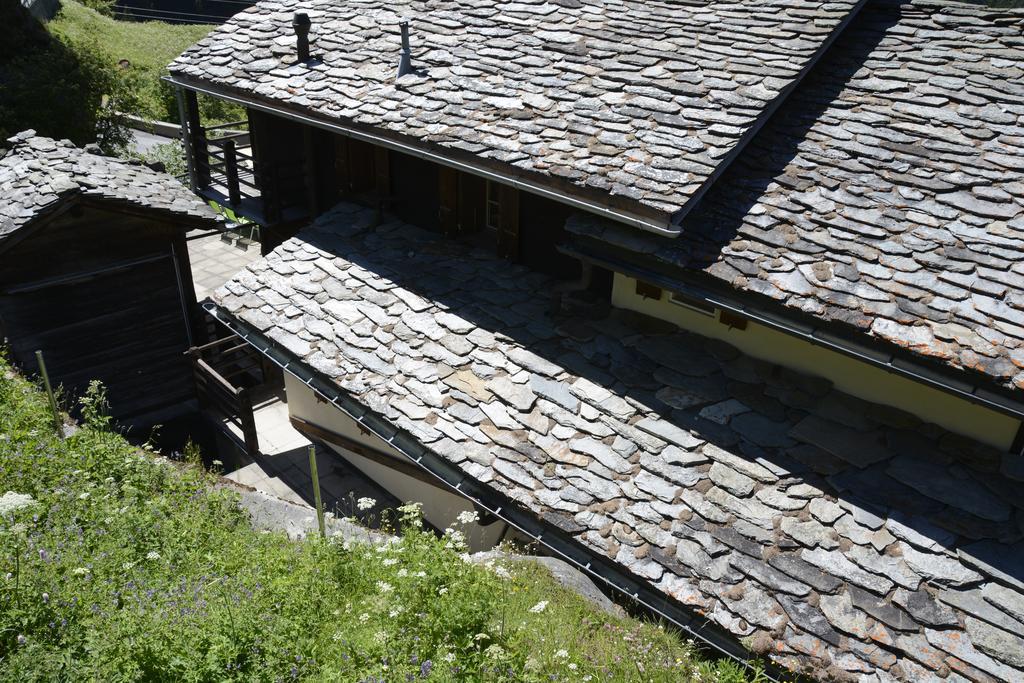 Studios Du Valsorey Bourg-Saint-Pierre Exterior photo